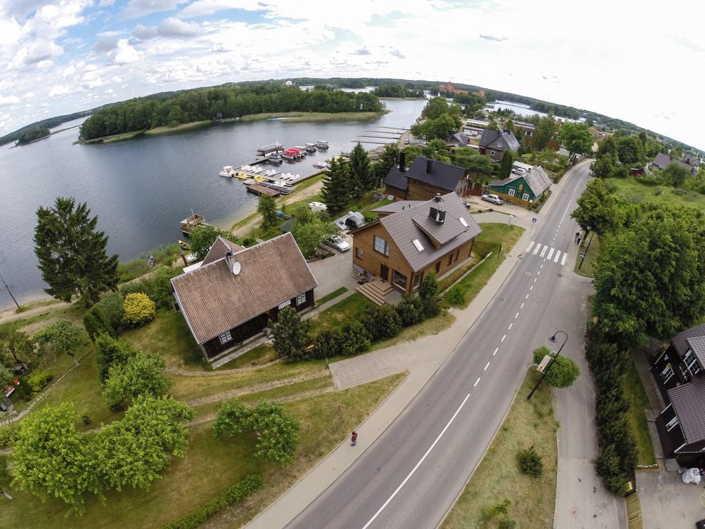 Augutes Zurlienes Apartamentai Hotell Trakai Eksteriør bilde