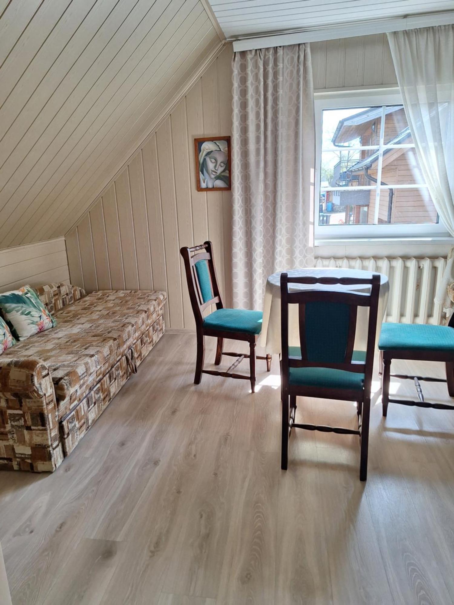 Augutes Zurlienes Apartamentai Trakai Eksteriør bilde