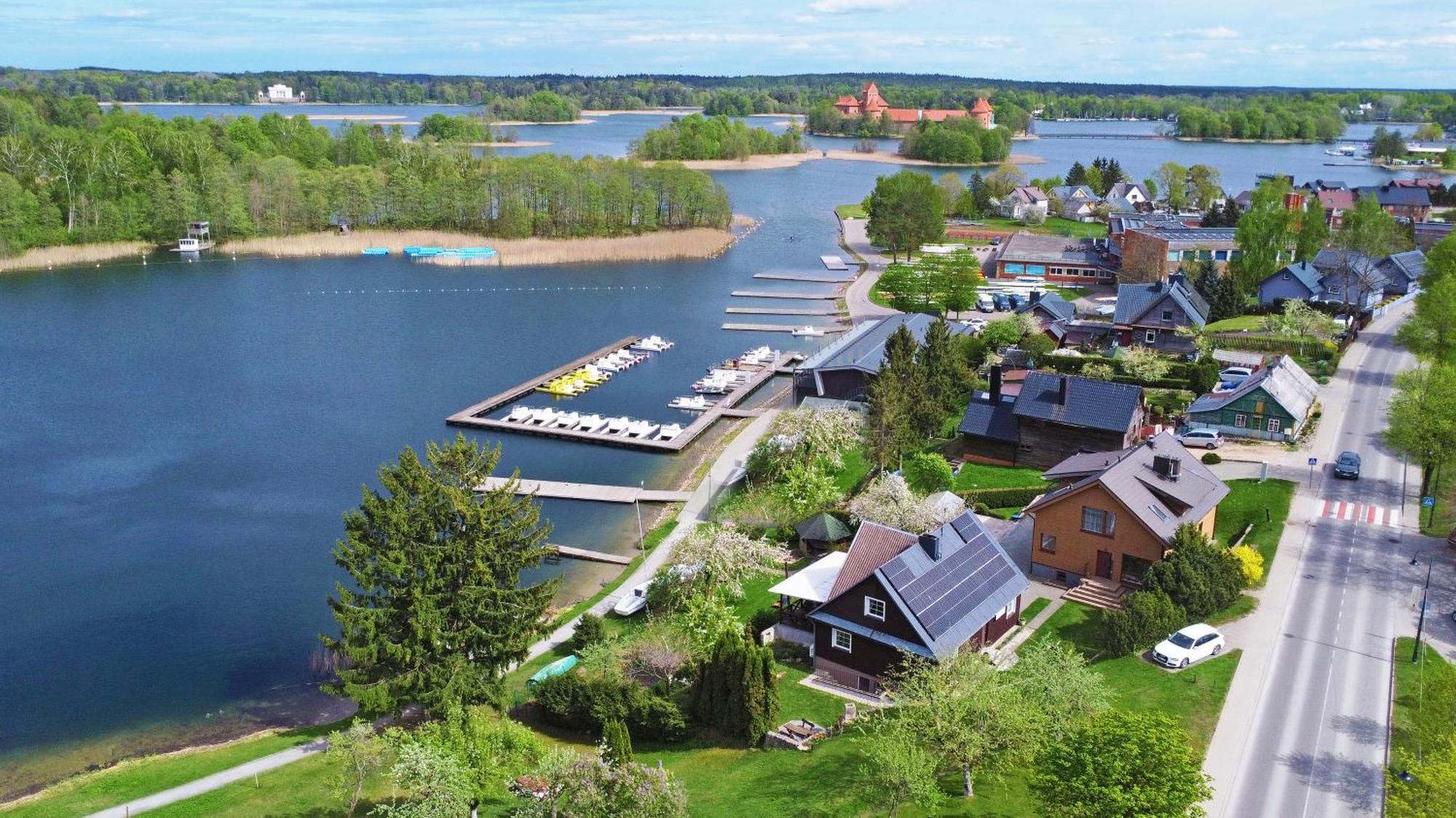 Augutes Zurlienes Apartamentai Trakai Eksteriør bilde